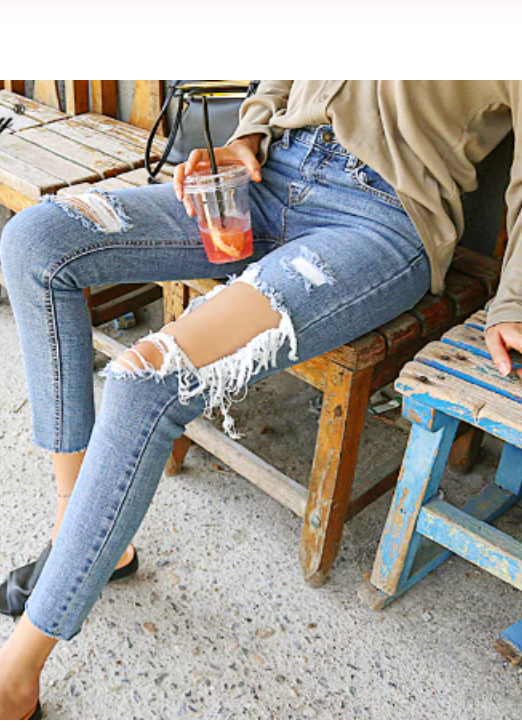 Ripped Ankle-Length Jeans