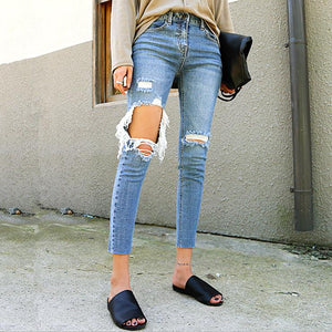 Ripped Ankle-Length Jeans